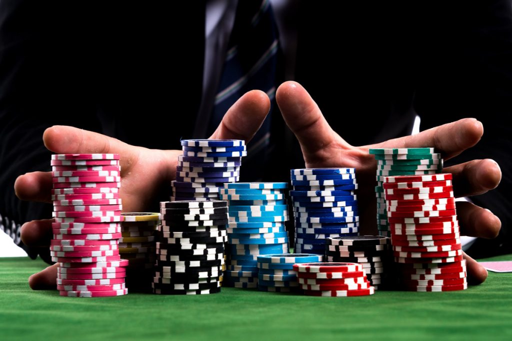 Poker là gì ? Hướng dẫn cách chơi Poker 2