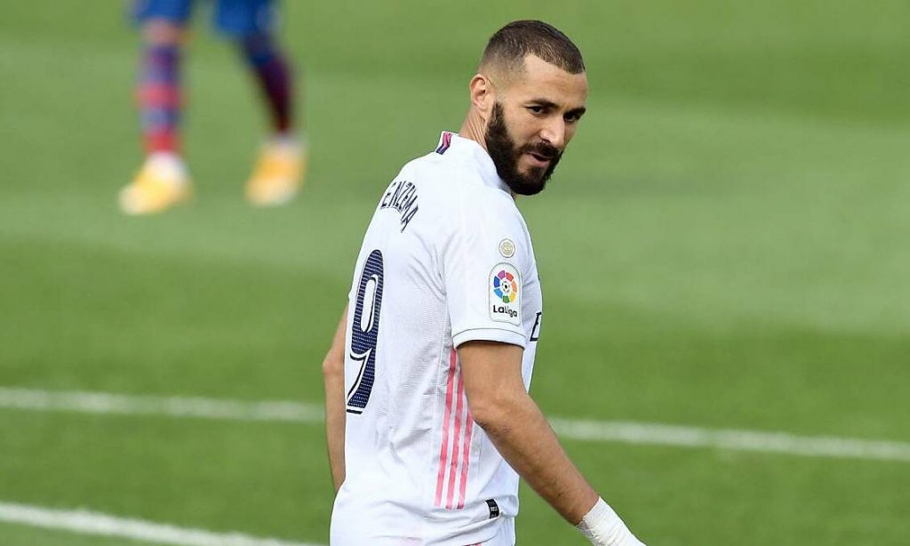Tin Tức Nổi Bật: Benzema bật đèn xanh cho Arsenal và M.U 1